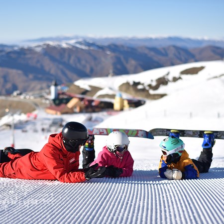 cardrona-adventure--kids snowboard lesson- queenstown skiing