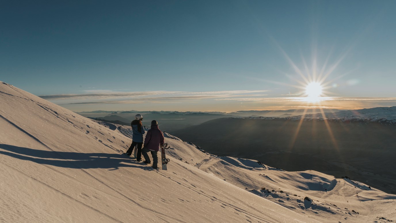 cardrona-skipass-sunrise-snowboarding wanaka